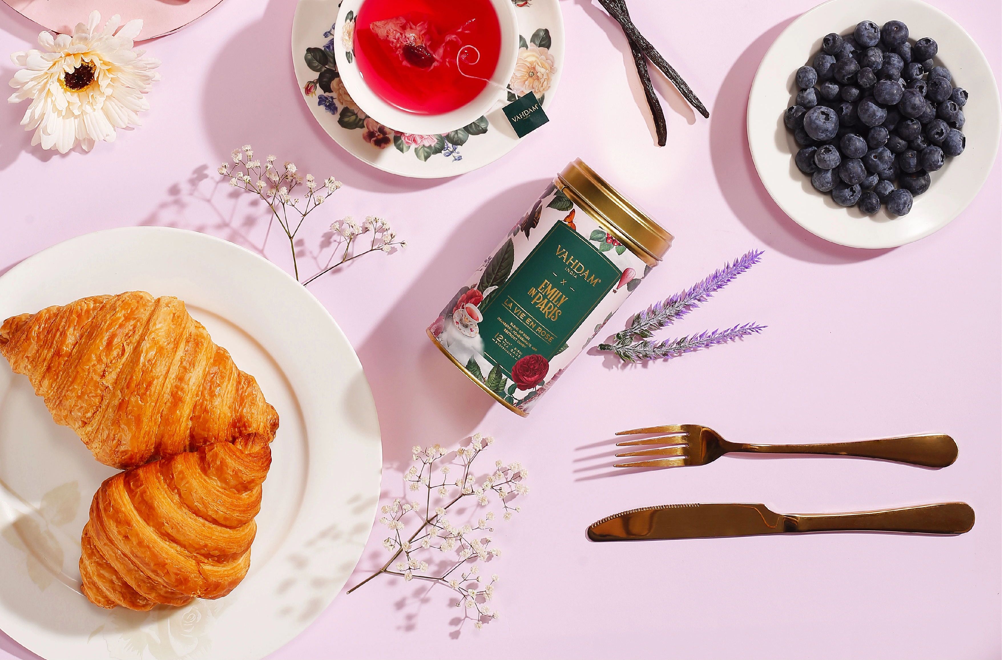 VAHDAM X EMILY IN PARIS